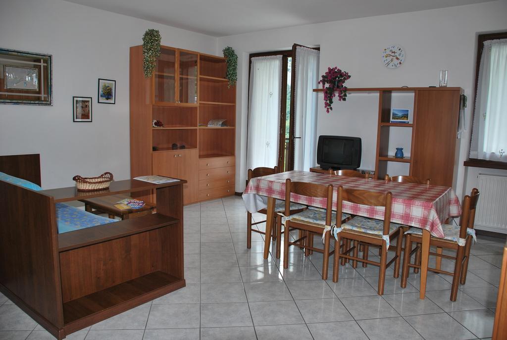 Appartamenti Stanga Ivo Тено Стая снимка